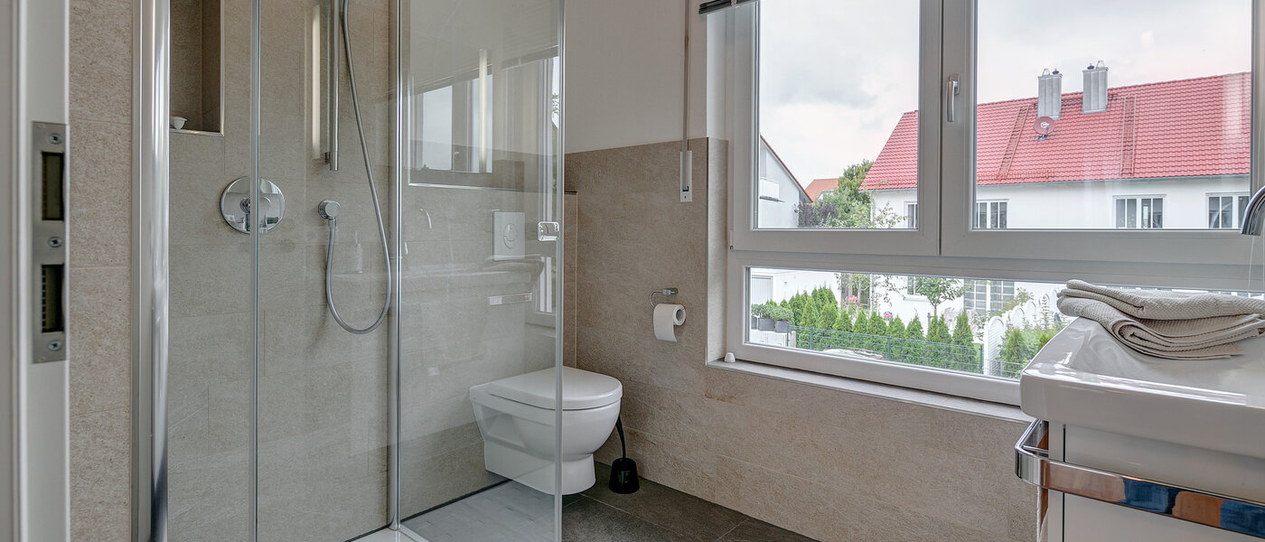 Ház München Freimann 01 2. fürdőszoba 8852