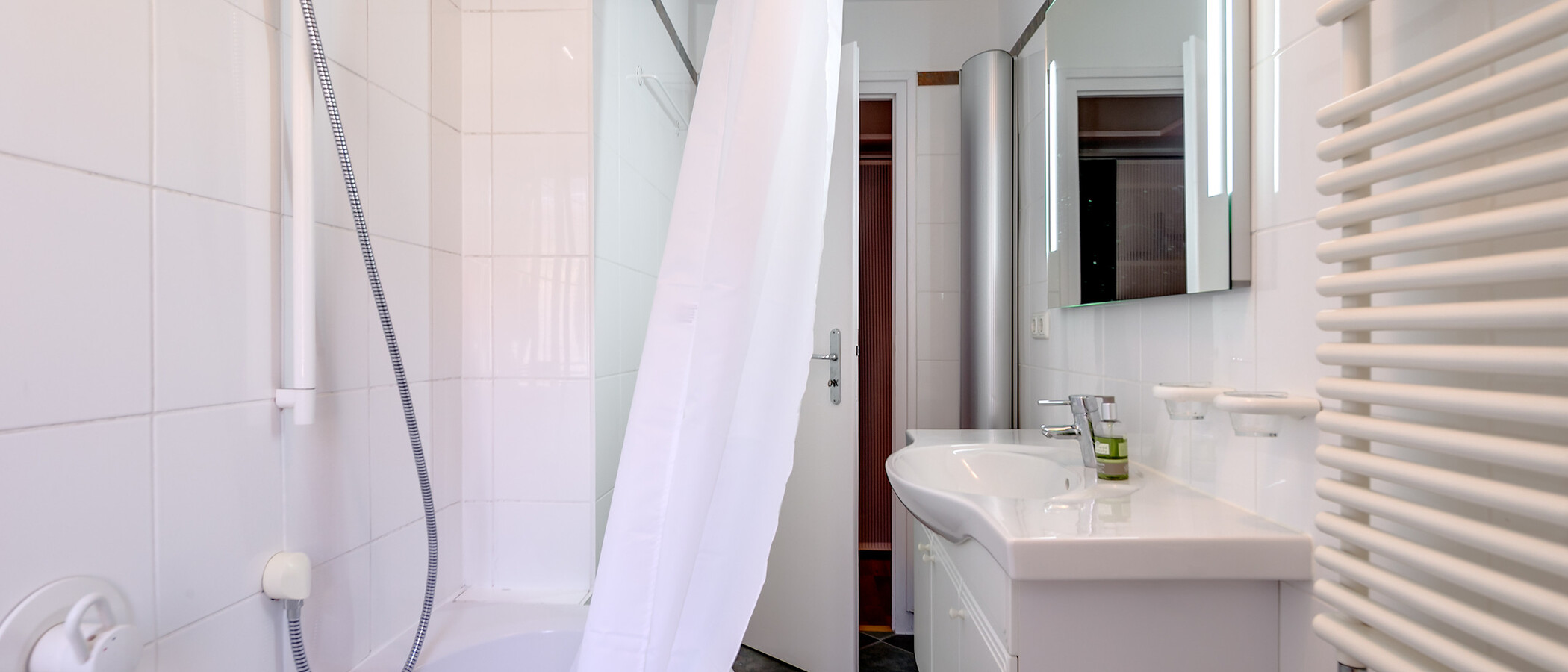 Επίπεδη München Schwabing-Nord (zw. Belgrad- & Leopoldstraße) 02 Μπάνιο 8856