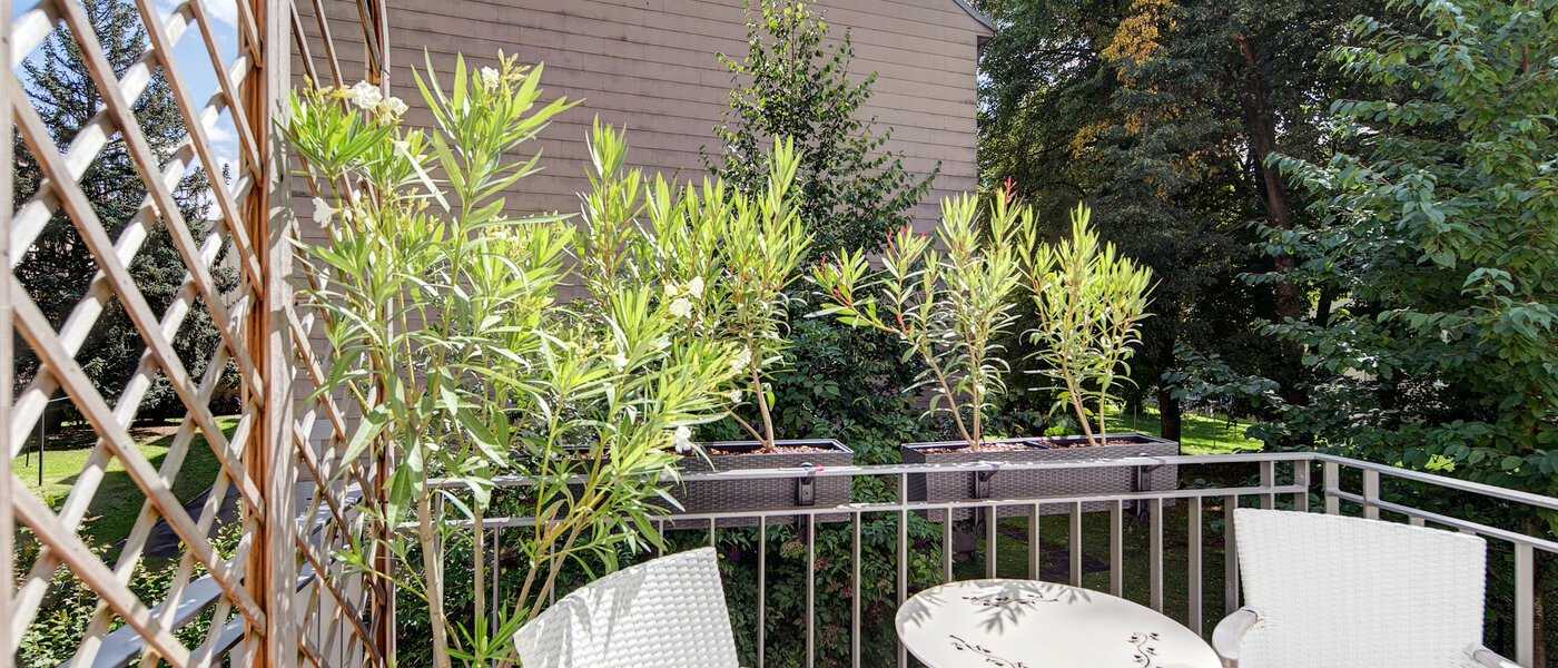 Plat München Schwabing-Nord (zw. Belgrad- & Leopoldstraße) 04 Balkon 8881