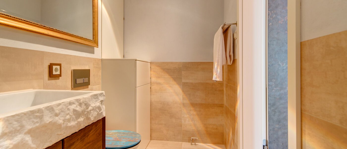 Plat München Schwabing-Nord (zw. Belgrad- & Leopoldstraße) 03 1e badkamer 8881