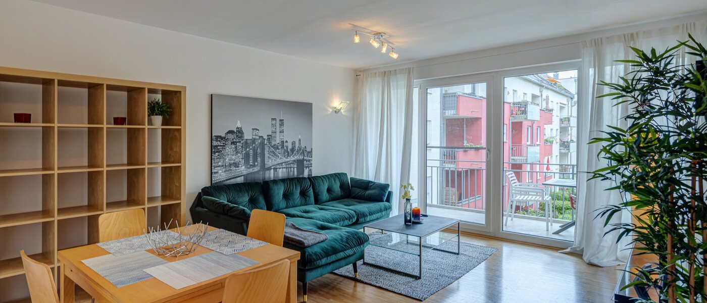 Ravna stran München Obergiesing 01 Dnevna soba 8891