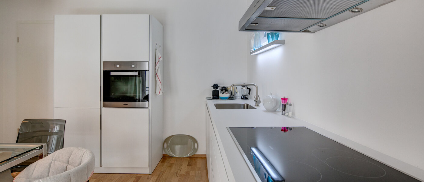 Lapos München Maxvorstadt 03 Konyha 8910