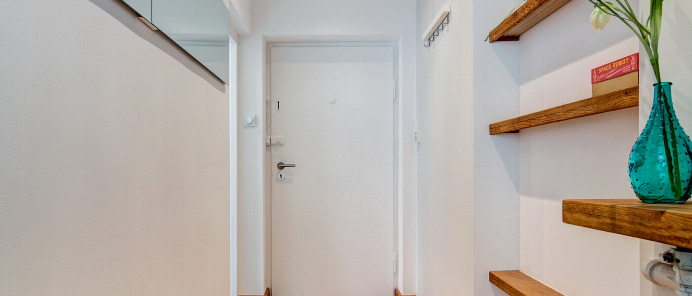 Плоский München Schwabing-West 01 Коридор/передпокій 8918