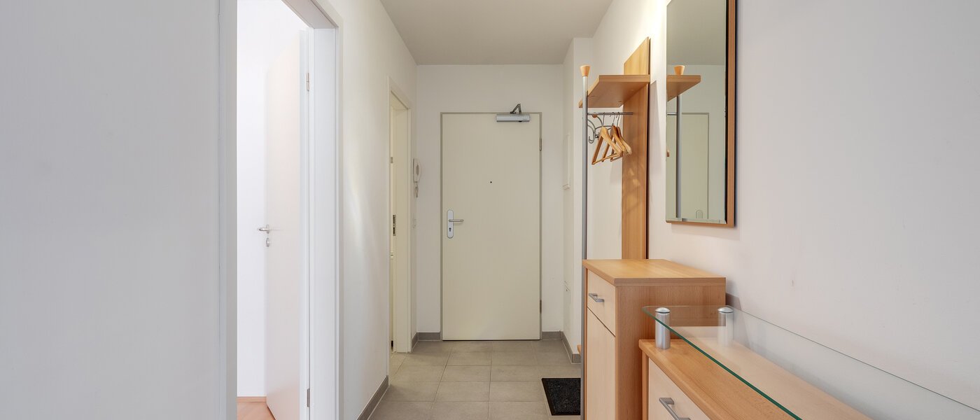 Ploché München Neuhausen 01 Chodba/priestor 8994