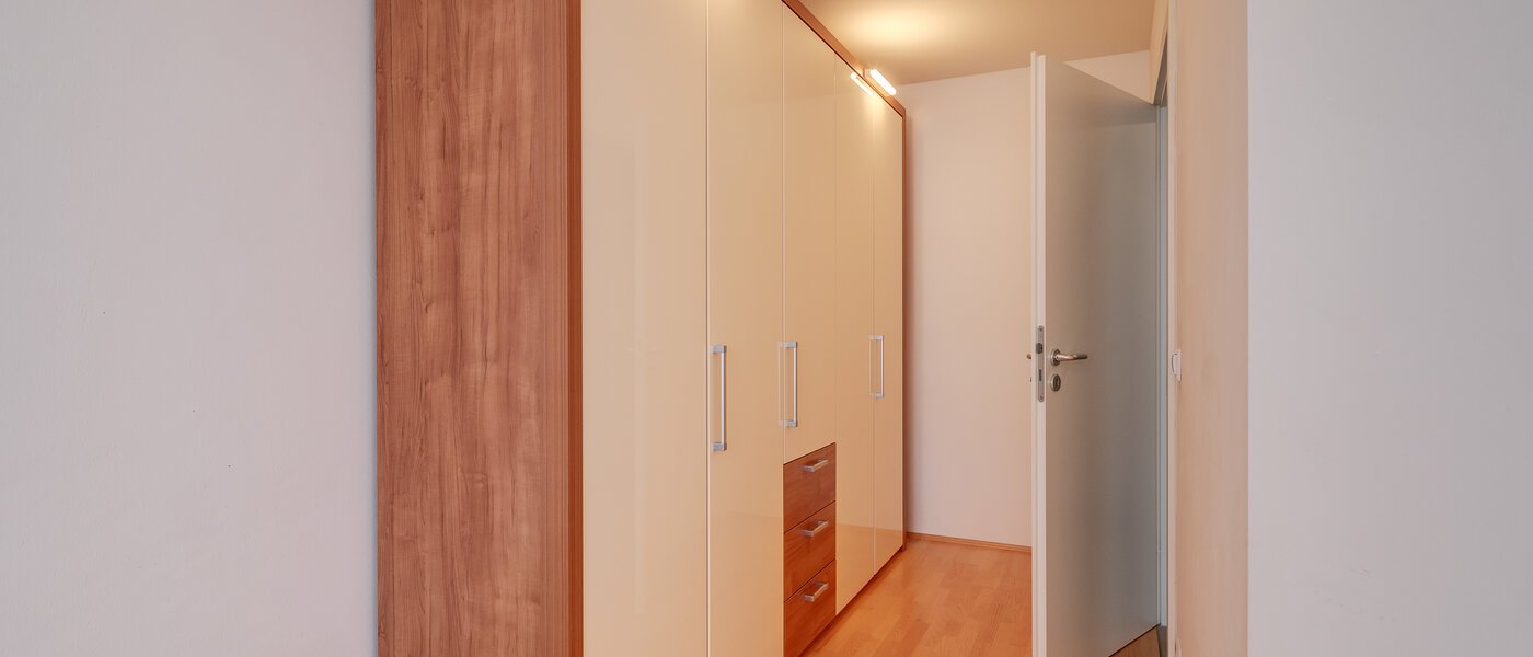 Ploché München Neuhausen 03 Spálňa 8994