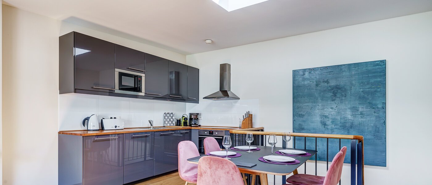 Stanovanje s strešno teraso München Altstadt 02 Kuhinja 9009