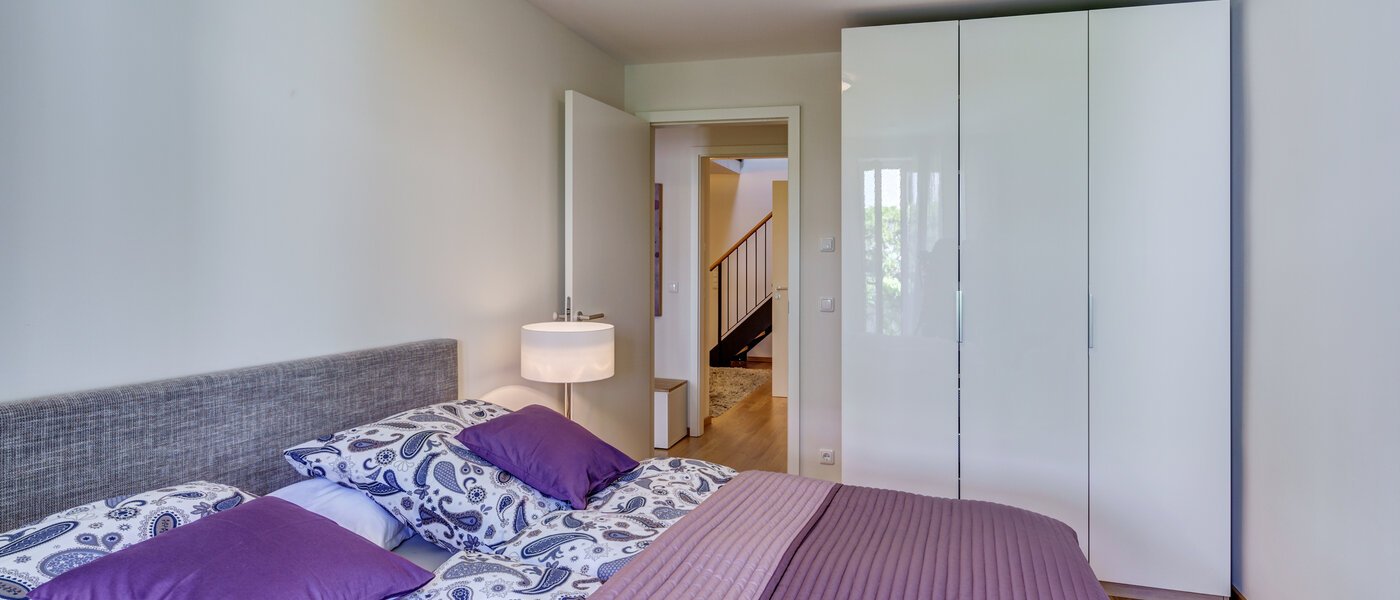 Stanovanje s strešno teraso München Altstadt 02 Spalnica 9009