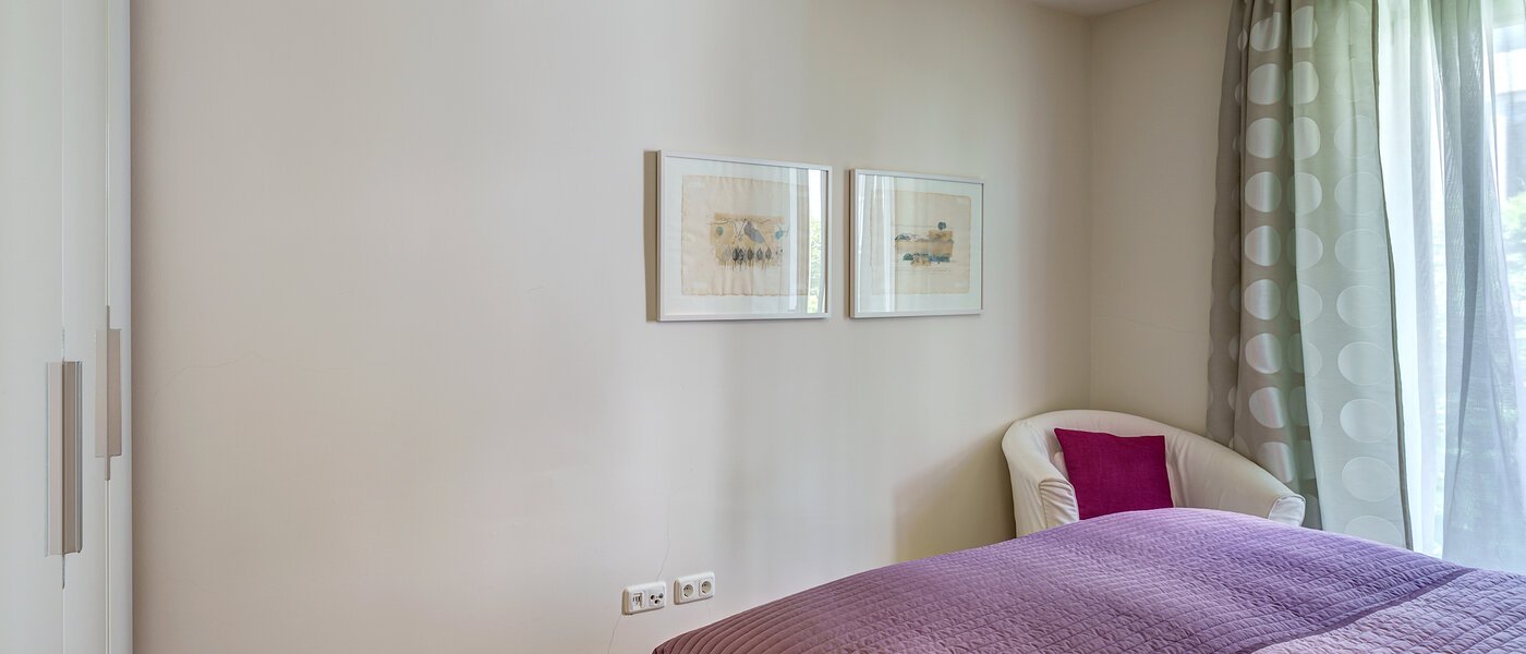 Stanovanje s strešno teraso München Altstadt 03 Spalnica 9009