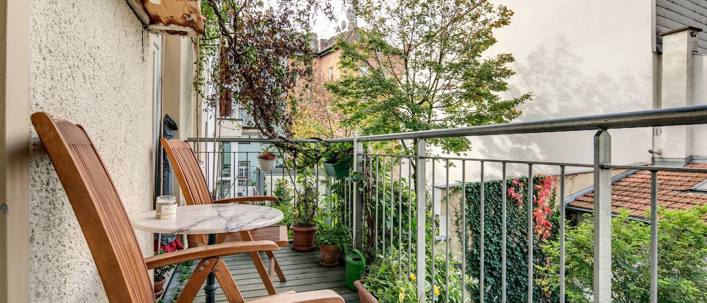 Flad München Giesing 01 Balkon 9015