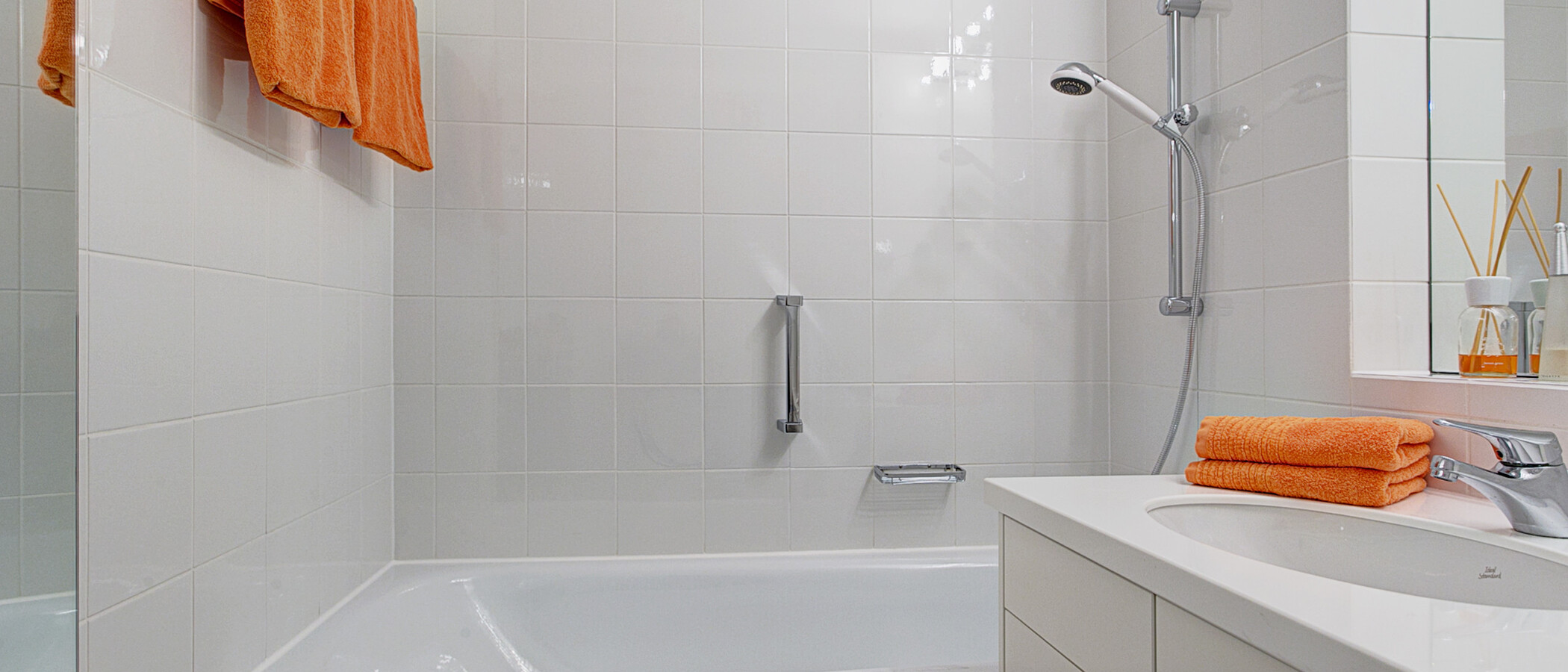 Apartamento com terraço no telhado München Arabellapark 01 Casa de banho 9024