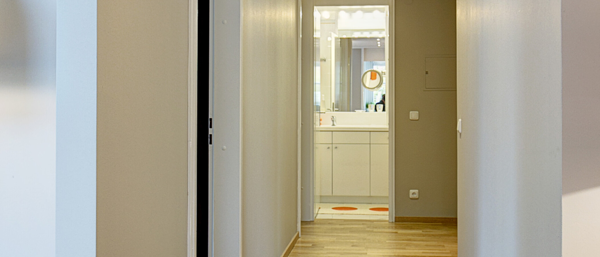 Apartamento com terraço no telhado München Arabellapark 06 Corredor/passagem 9024