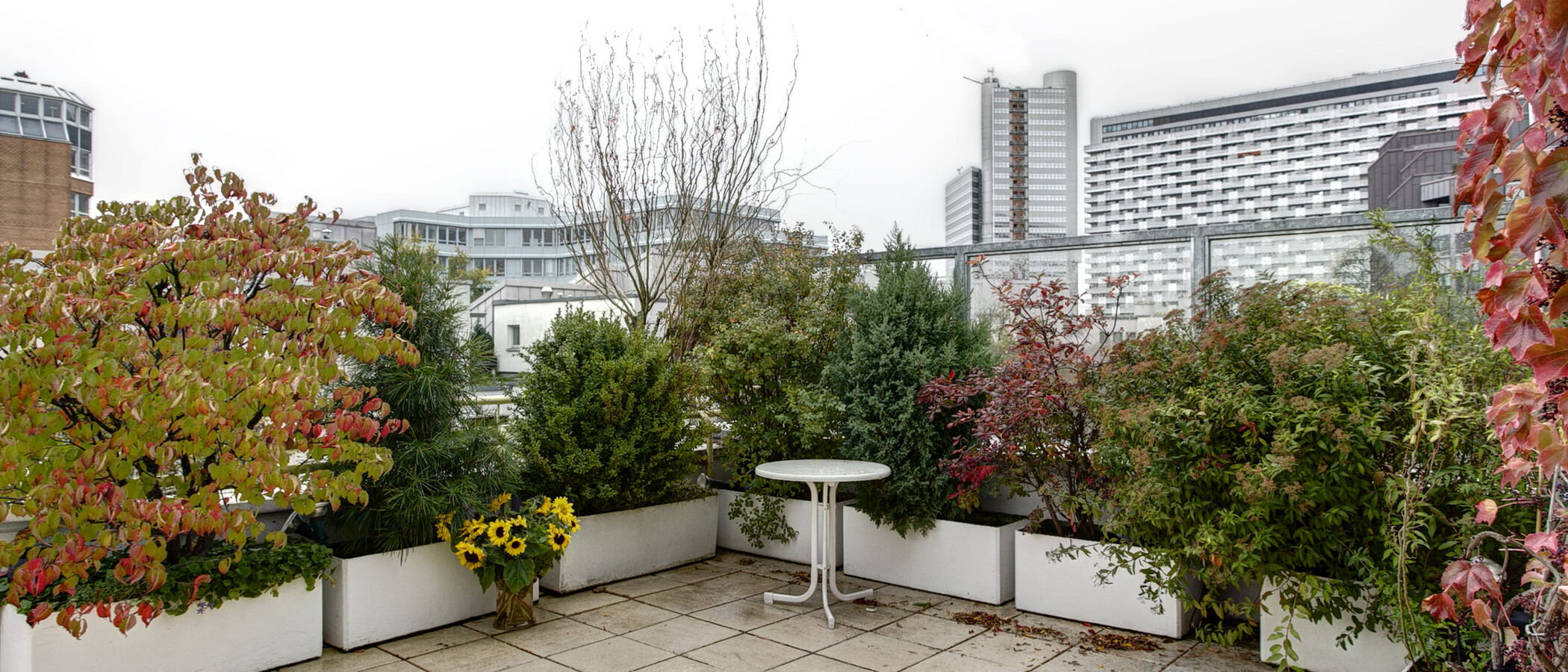 Apartamento com terraço no telhado München Arabellapark 03 Terraço 9024