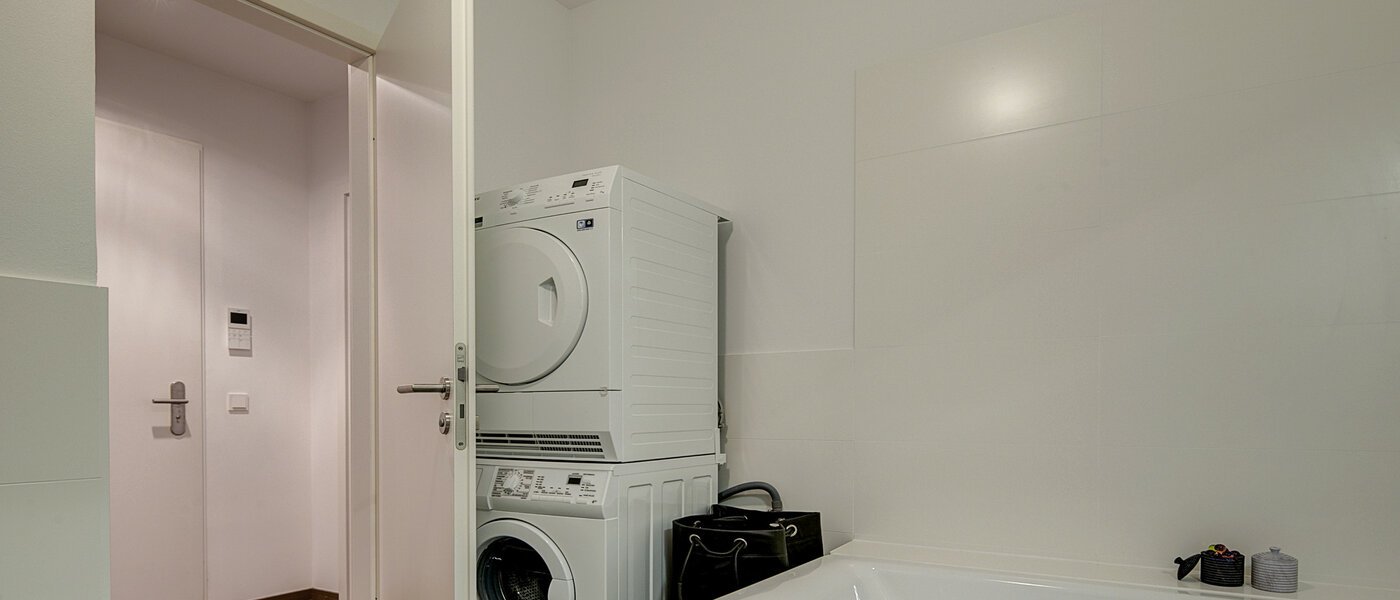 Płaski München Neuhausen 03 Łazienka 9058