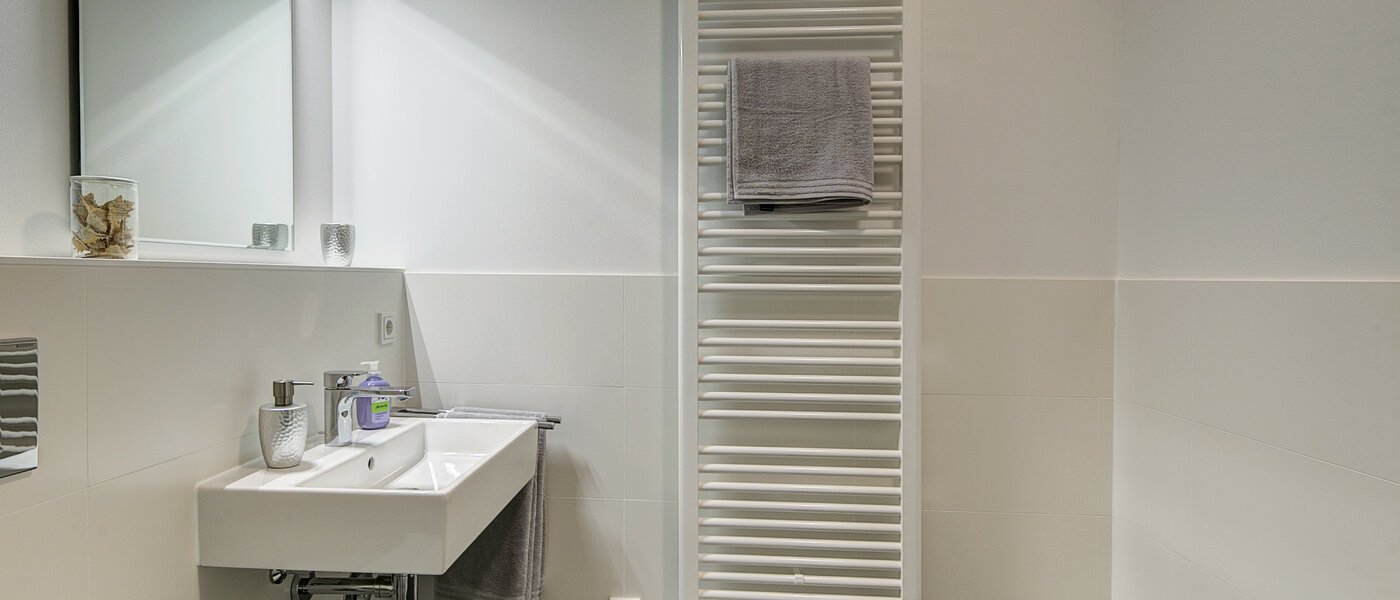 Płaski München Neuhausen 04 Łazienka 9058