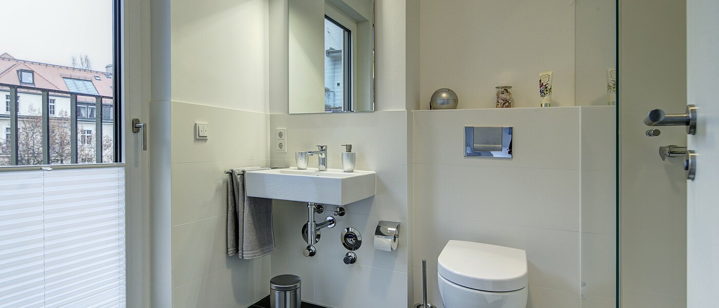 Płaski München Neuhausen 02 2. łazienka 9058