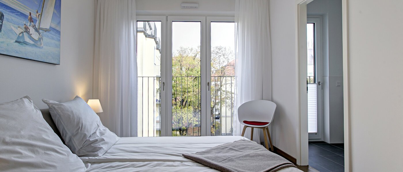 Płaski München Neuhausen 01 Spanie 9058