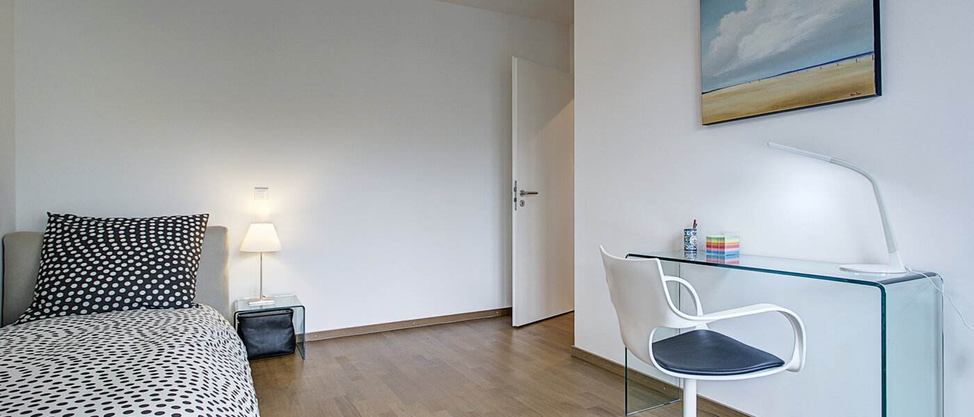 Płaski München Neuhausen 03 2. sen 9058