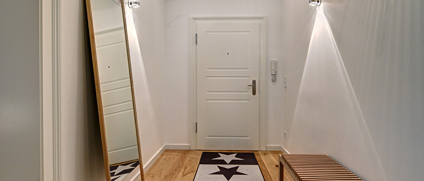 Ploché München Maxvorstadt - Universitätsviertel 01 Chodba/chodba 9074