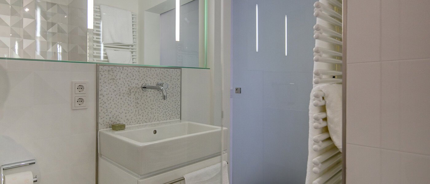 플랫 München Schwabing-Nord (zw. Leopoldstraße & Englischen Garten) 04 욕실 9075