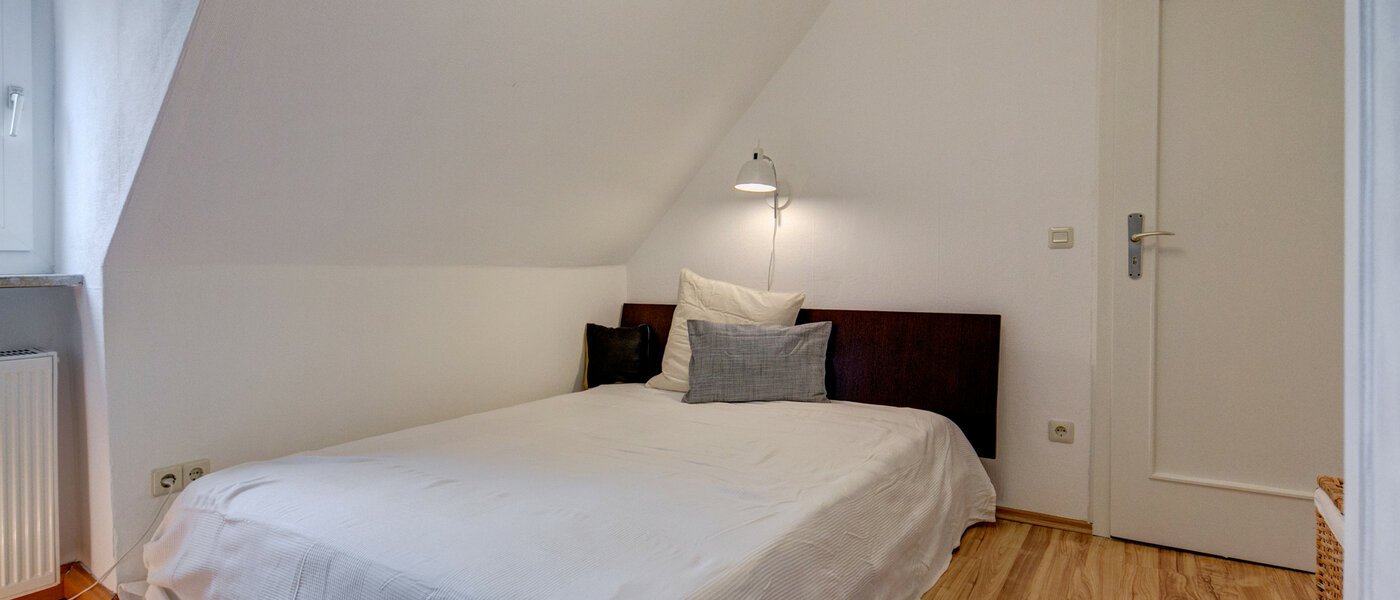 Çatı katı dairesi Gräfelfing 01 Uyumak 9079