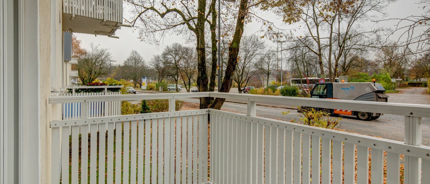 Ploché München Harlaching 01 Balkón 9099