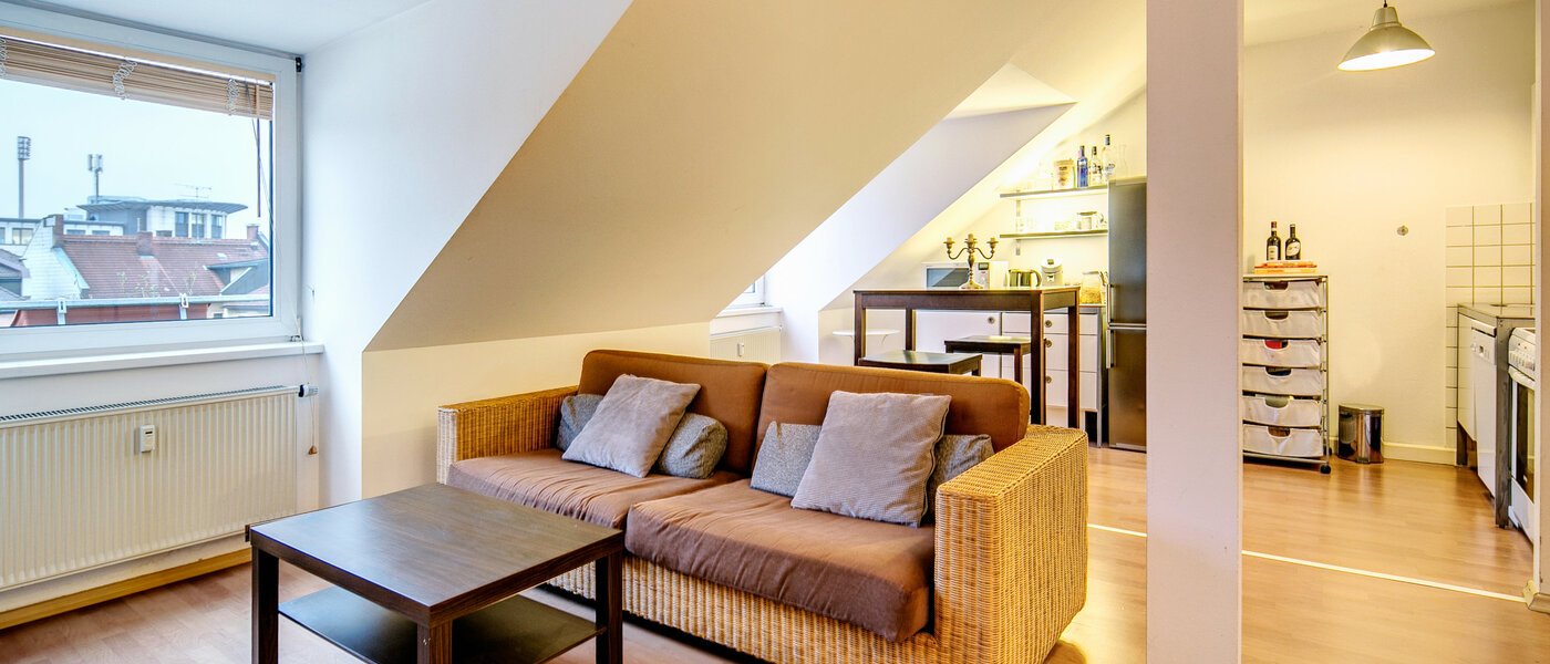 Podkrovní byt München Obergiesing 02 Living 9124