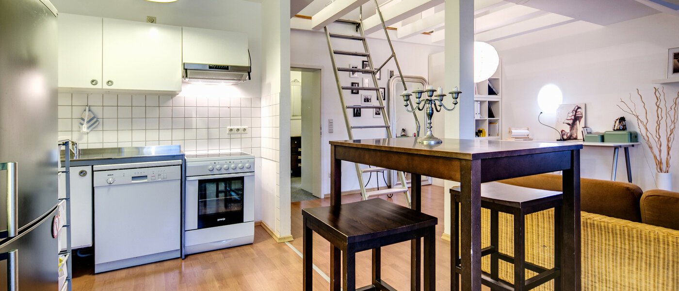 Podkrovní byt München Obergiesing 03 Kuchyně 9124