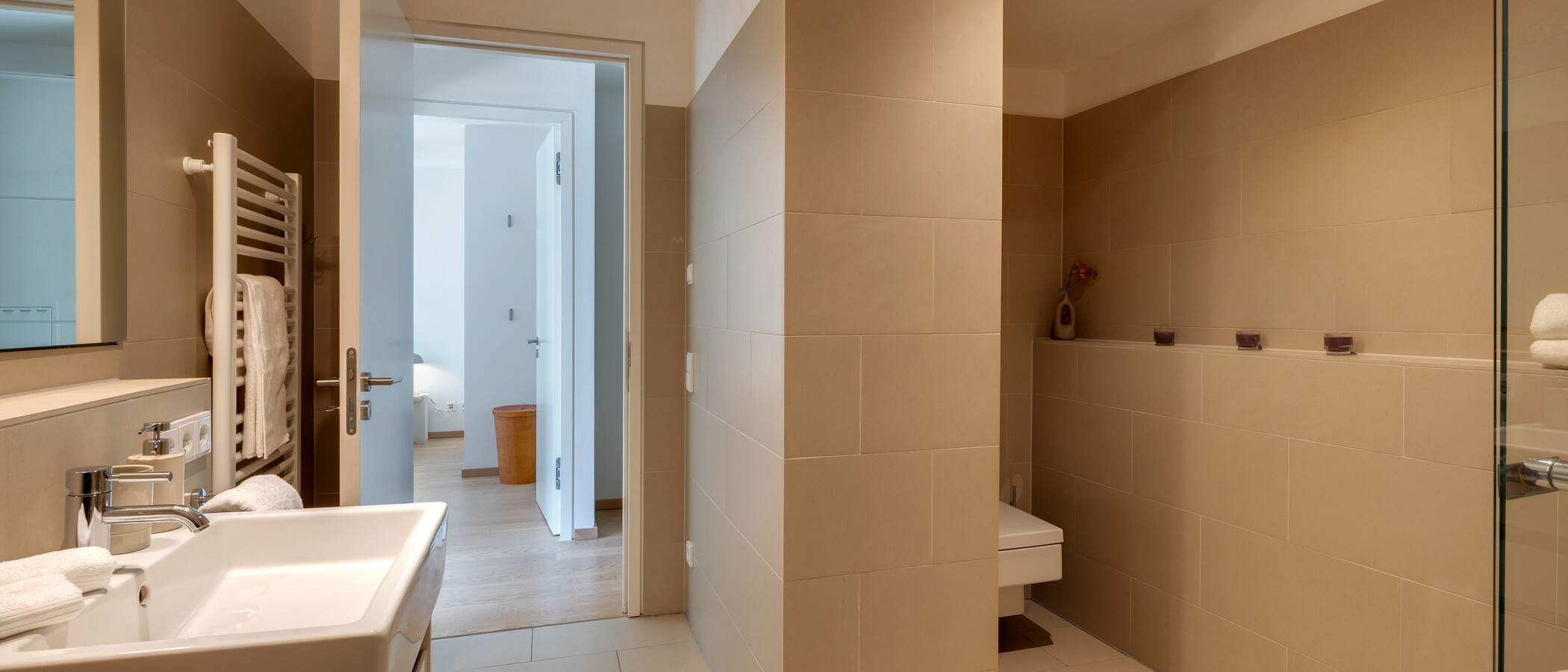 Flat München Maxvorstadt 03 Baderom 9128