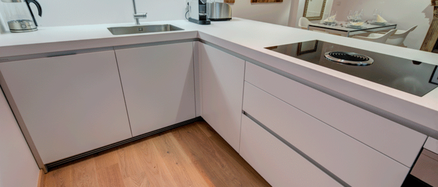 Ploché München Neuhausen 03 Kuchyňa 9154