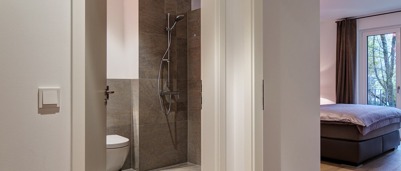 Ploché München Neuhausen 02 Chodba/priestor 9154