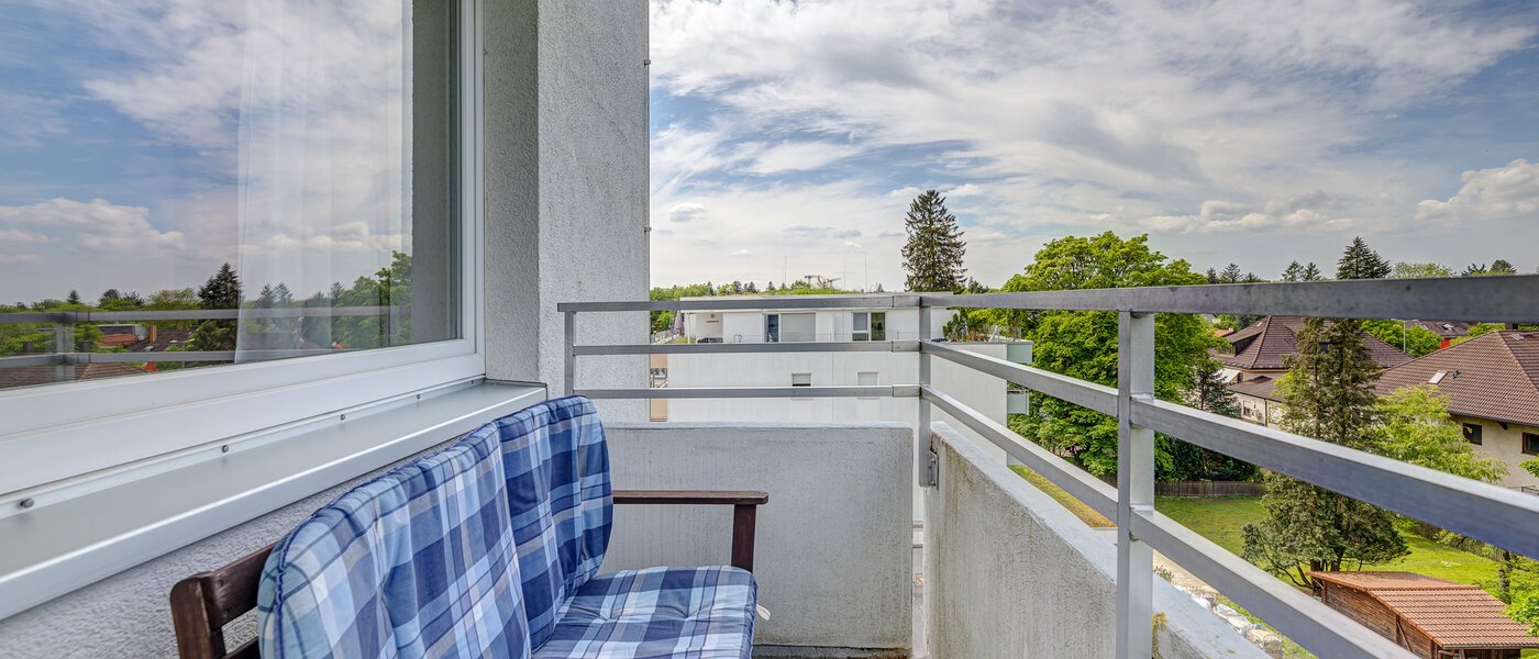 Platt München Waldtrudering 01 Balkong 9176
