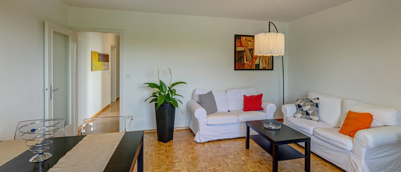 Platt München Waldtrudering 03 Vardagsrum 9176