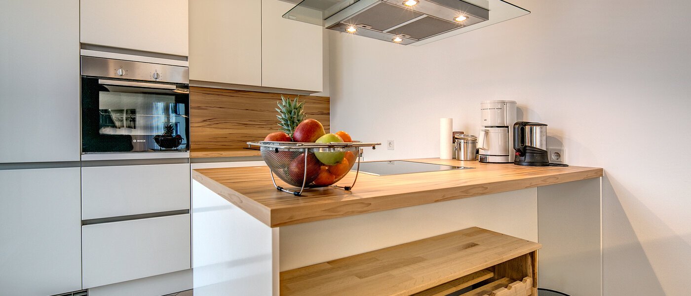 Byt so strešnou terasou München Nymphenburg 03 Kuchyňa 9208