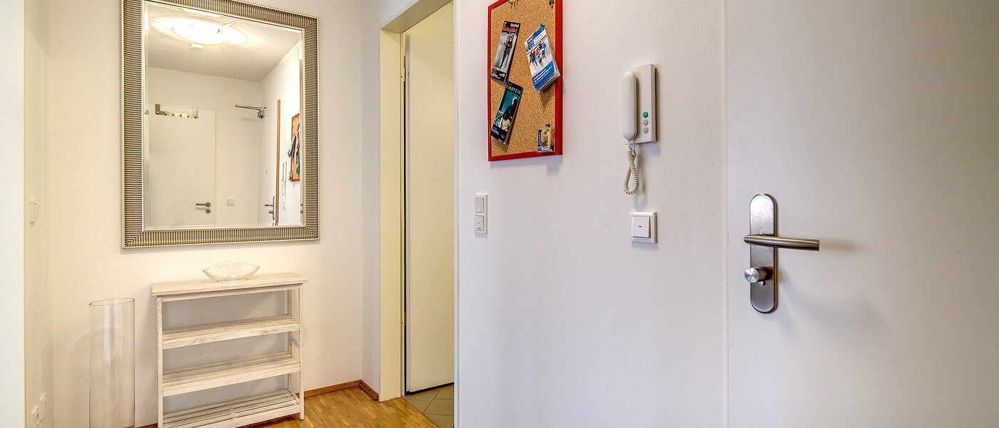 Byt so strešnou terasou München Nymphenburg 02 Chodba/priestor 9208