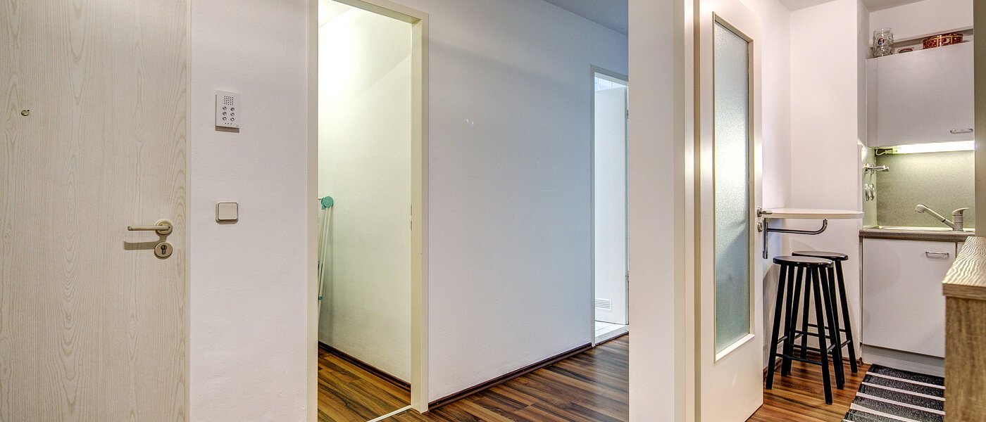 Ploché München Obersendling 02 Chodba/chodba 9218