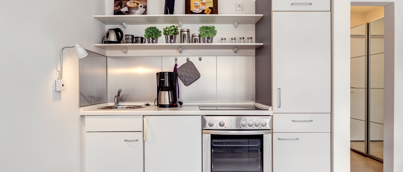 Lapos München Schwabing 01 Konyha 9272