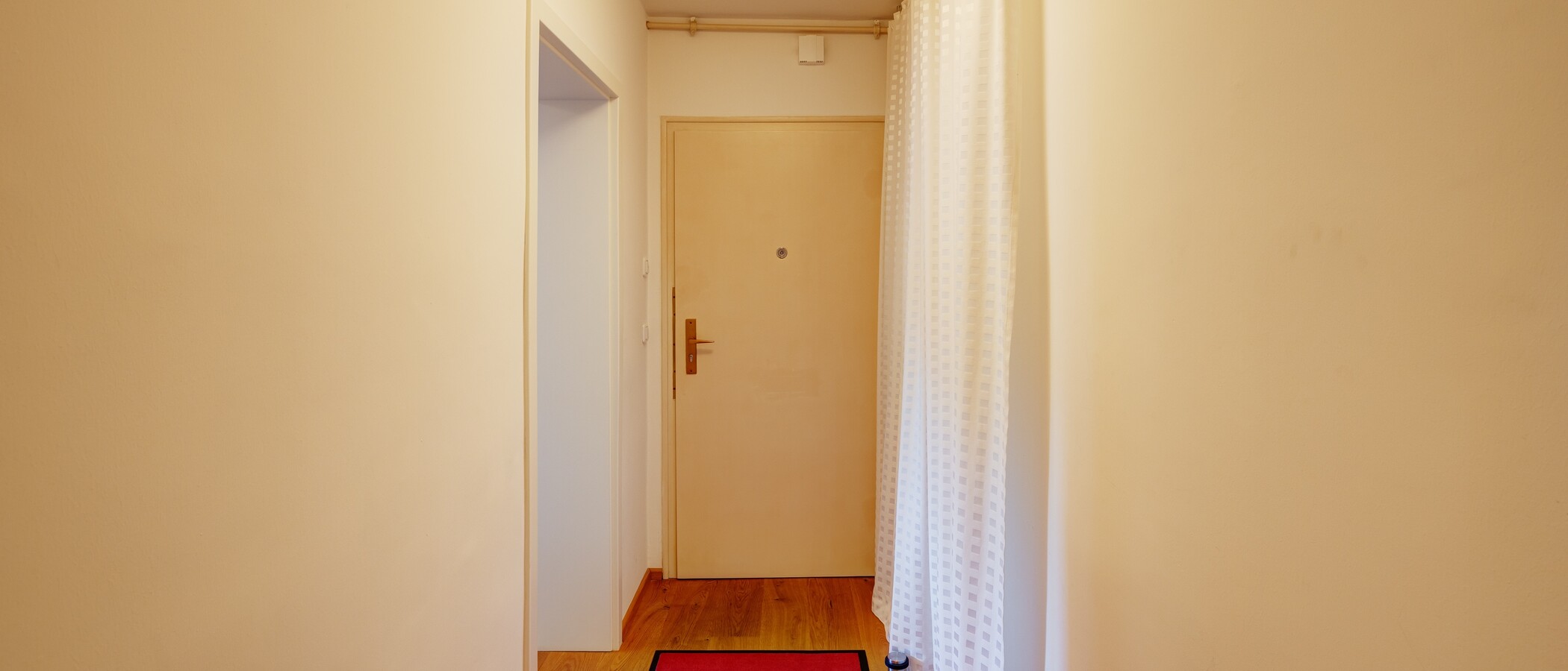 Lapos München Thalkirchen 01 Folyosó/folyosó 9295