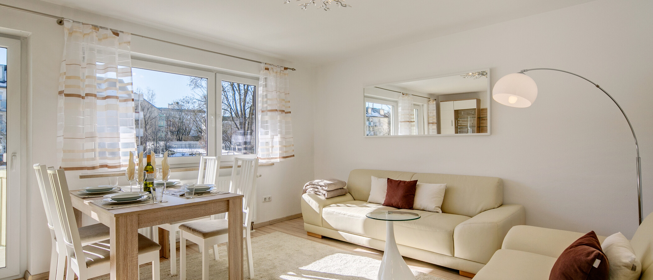 Ploché München Untermenzing 01 Living 9300