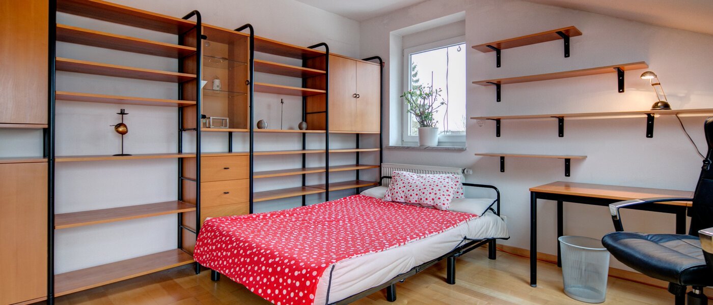 Мансардна квартира München Feldmoching 02 Офісна зона 9344