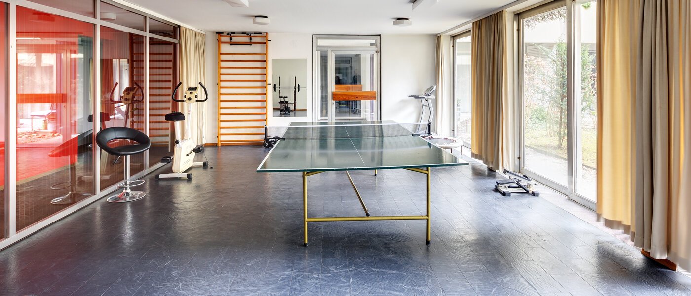 Flad München Schwabing - Alte Heide 01 Fitness 9368