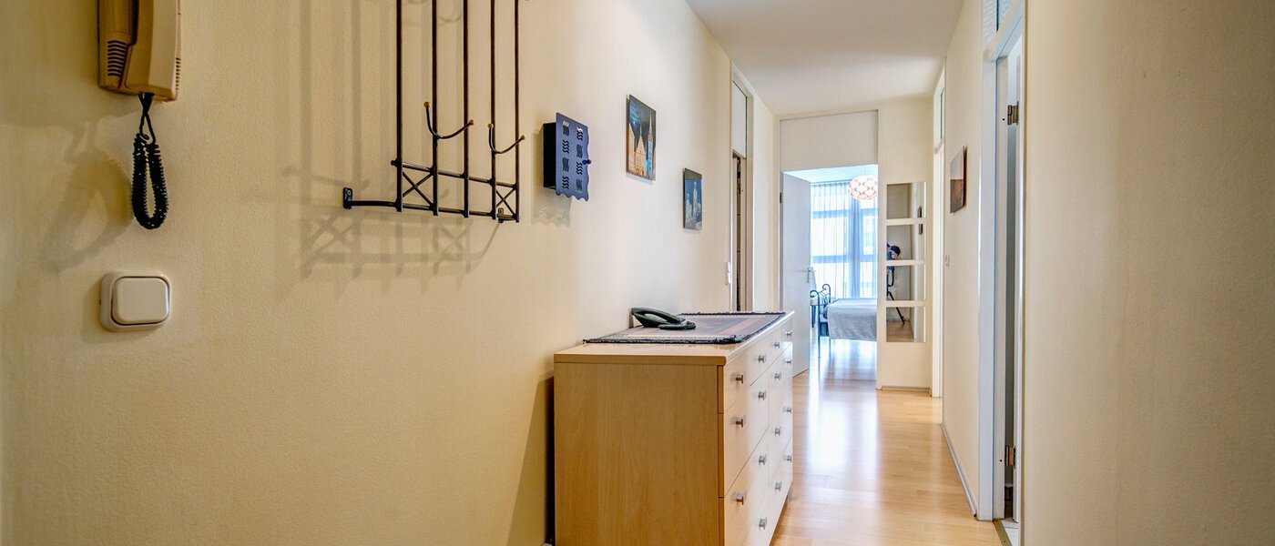 Ploché München Maxvorstadt - Universitätsviertel 02 Chodba/chodba 9416