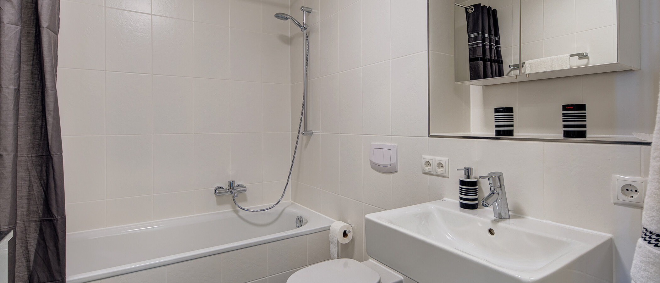 Ploché München Obersendling 02 Kúpeľňa 9445