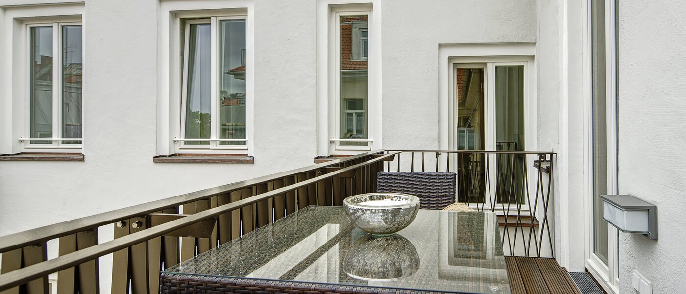 Plat München Maxvorstadt - Rund um den Josephplatz 03 Balkon 9480