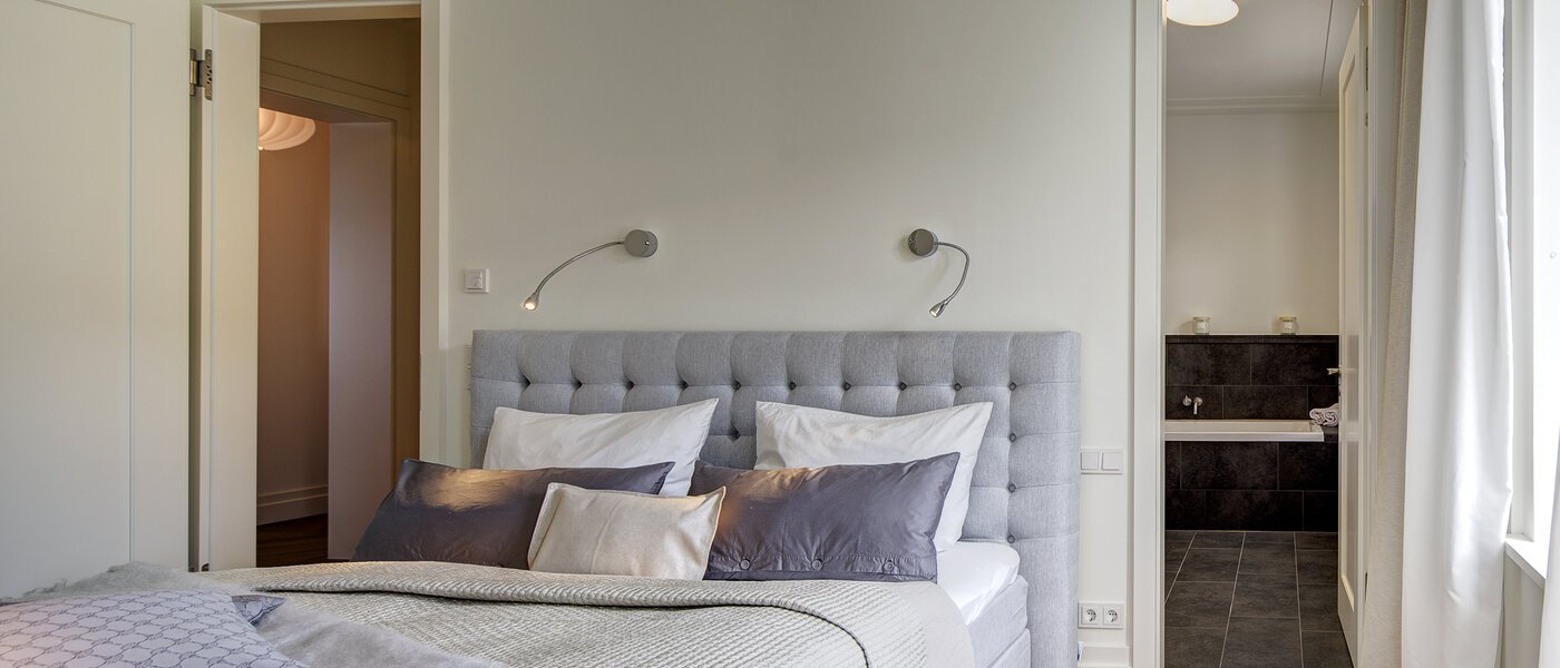 Plat München Maxvorstadt - Rund um den Josephplatz 04 Slapen 9480