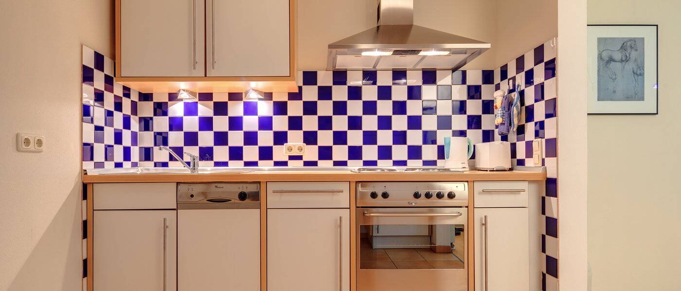 Ploché München Maxvorstadt - Museumsviertel 02 Kuchyně 954