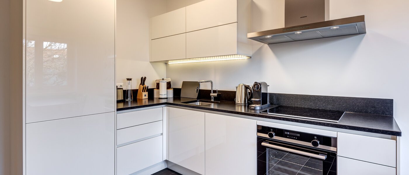 Lapos Unterschleißheim Am Hart 01 Konyha 955