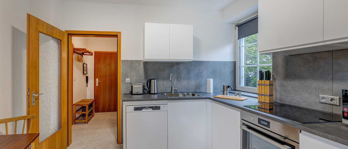 Ploché München Waldtrudering 02 Kuchyně 9555