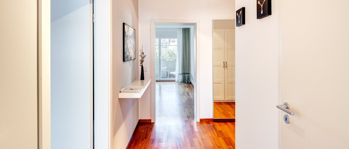 Ploché München Schwabing-Nord (zw. Leopoldstraße & Englischen Garten) 02 Chodba/priestor 9573