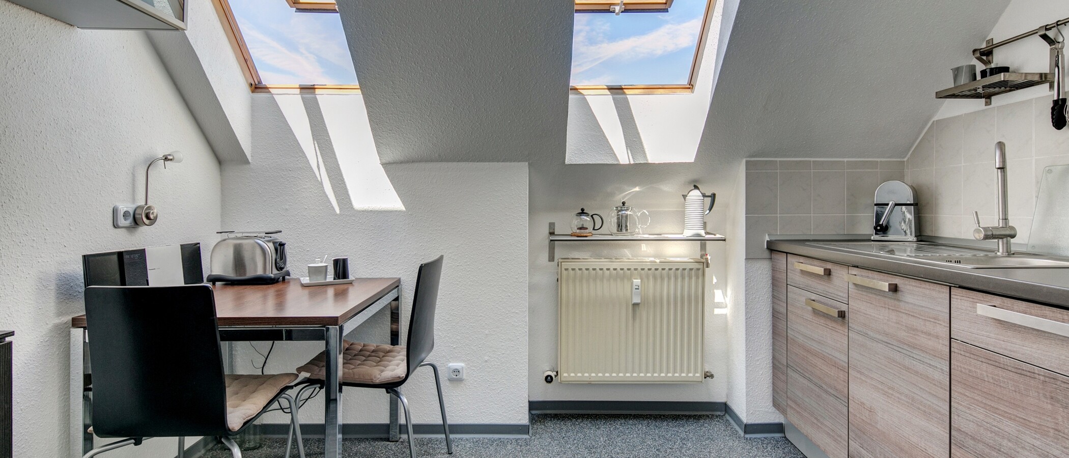 Tetőtéri lakás München Haidhausen 01 Konyha 9579