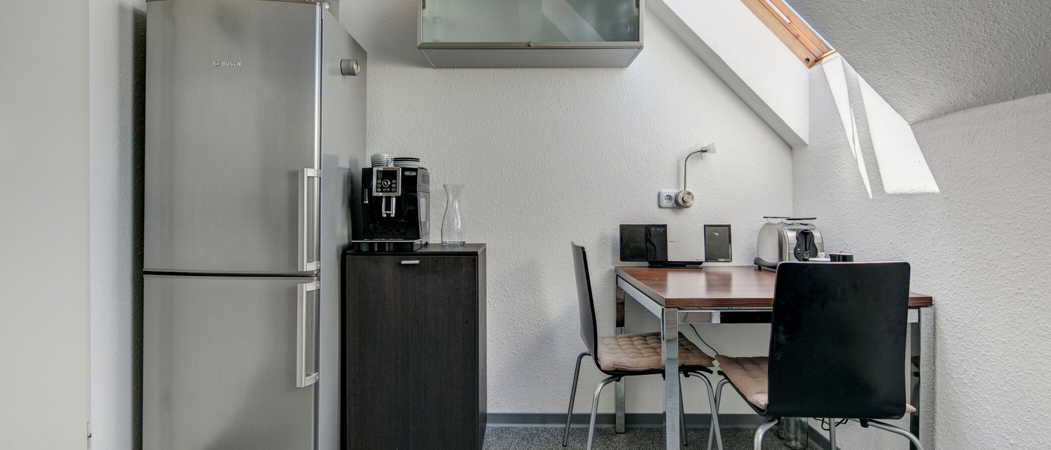 Tetőtéri lakás München Haidhausen 03 Konyha 9579